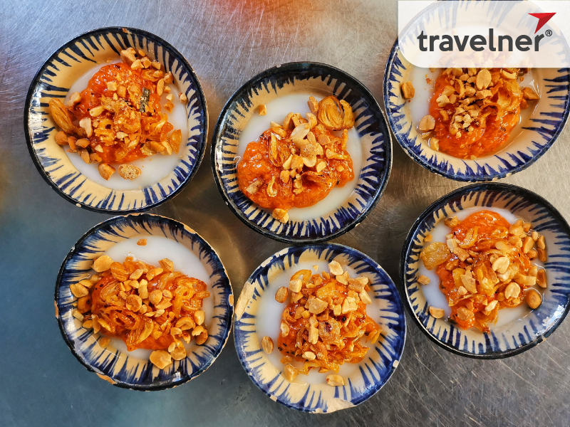 Bloating Fern-shaped cakes can be found in all regions of Vietnam.