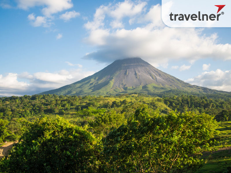 Arenal Volcano, in northwestern Costa Rica, is an active stratovolcano known for its distinctive conical shape. Arenal Volcano, in northwestern Costa Rica, is an active stratovolcano known for its distinctive conical shape.