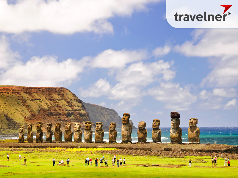 Easter Island is famous for its archaeological sites with nearly 900 colossal statues called moai Easter Island is famous for its archaeological sites with nearly 900 colossal statues called moai