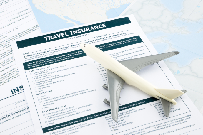 Cestovní pojištění poskytuje záruku 24/7 podpůrných služeb. Travel insurance gives the assurance of 24/7 support services.