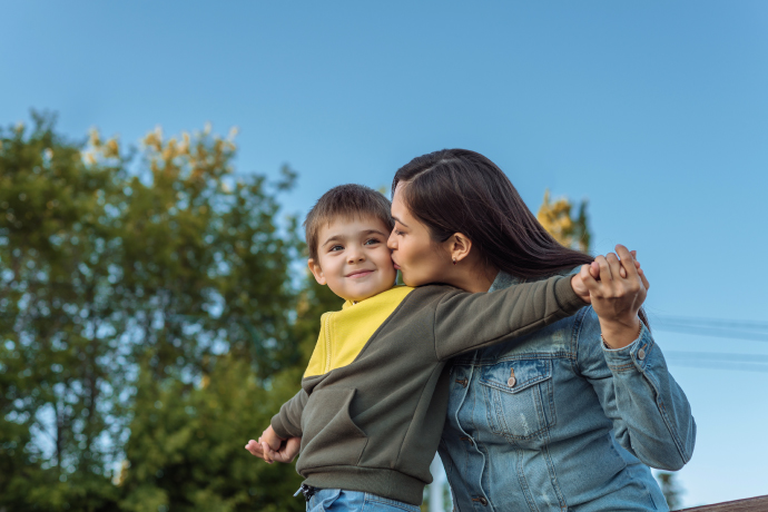 You can enjoy with beloved children when having single parent travel insurance You can enjoy with beloved children when having single parent travel insurance