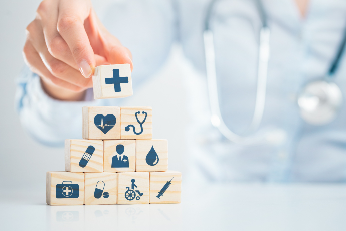 Cestovní pojištění pro případ nemoci může chránit před finanční zátěží lékařského ošetření. Travel insurance for illness may protect against the financial burden of medical treatment.