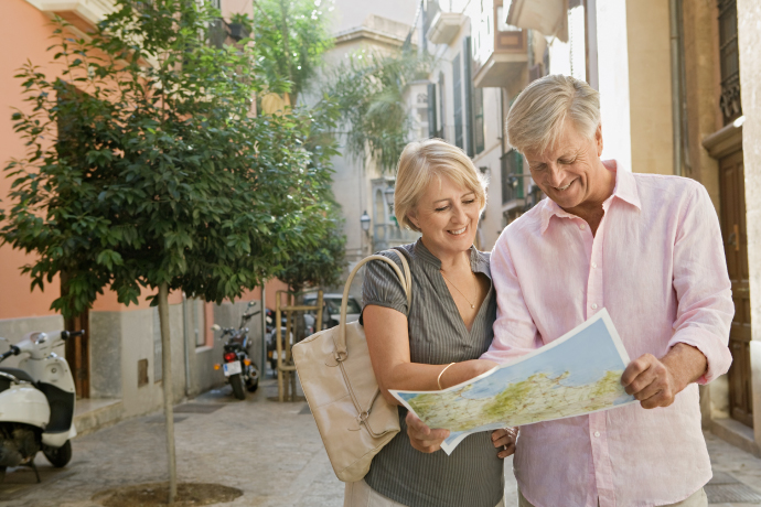 Ujistěte se, že pojistný plán poskytuje kompletní pokrytí neočekávaných léčebných nákladů. Make sure the insurance plan provides complete coverage for unexpected medical costs.