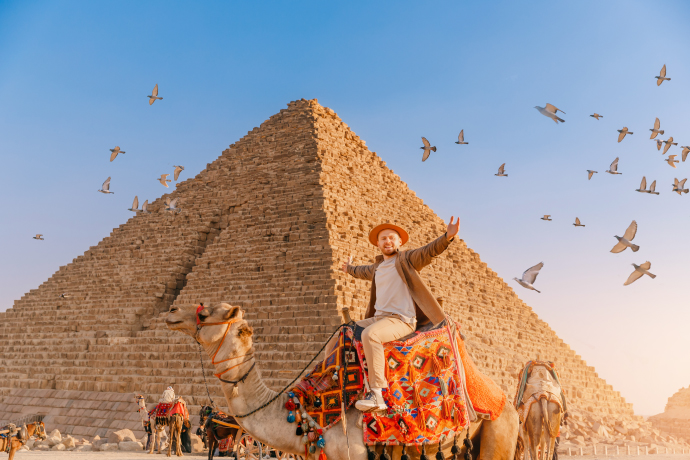 Potvrďte komplexní krytí vašeho pojistného plánu pro vámi vybranou destinaci, včetně léčebných výloh. Confirm your insurance plan's comprehensive coverage for your chosen destination, including medical expenses.