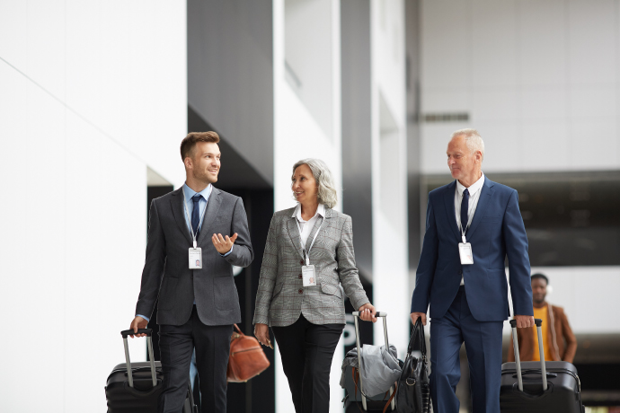 Se skupinovým pojištěním služebních cest máte vy i vaši spolupracovníci jistotu při každé služební cestě. Having group business travel insurance, you and your co-workers are confident in every business trip.