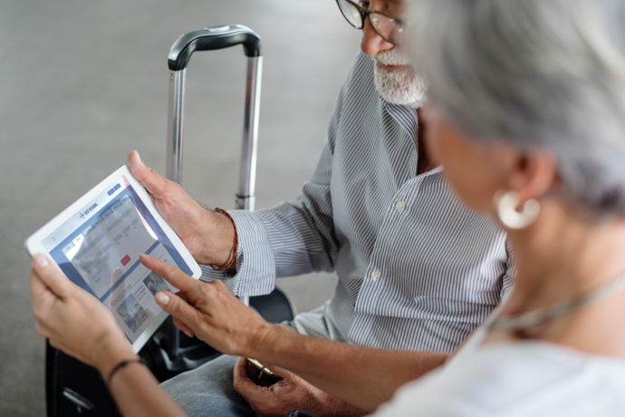 Před sjednáním cestovního pojištění pečlivě zvažte své potřeby. Before purchasing travel insurance, carefully assess your needs.