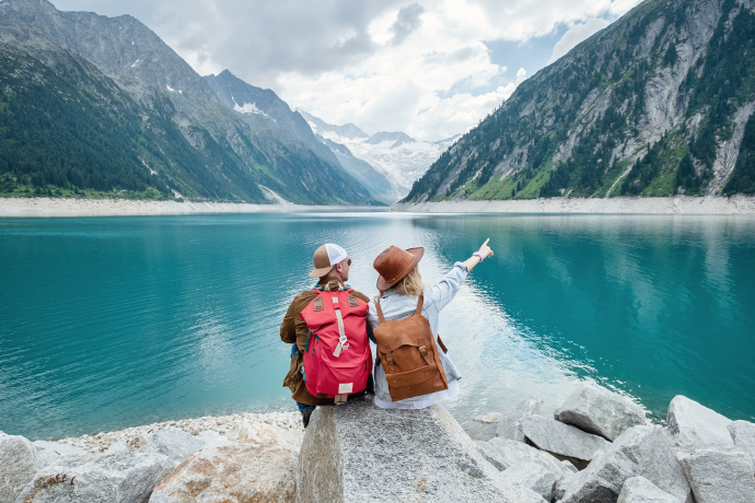 Krátkodobé pojištění vám zajistí přístup k asistenci během vašeho pobytu. Short-term insurance ensures you access to assistance during your stay.